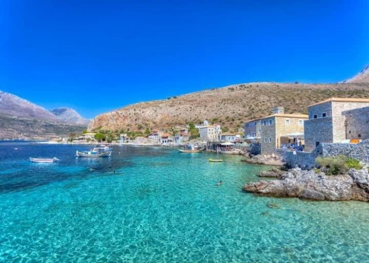 Mani Stone Built Home A Breath Away To The Sea Stoúpa Exterior photo