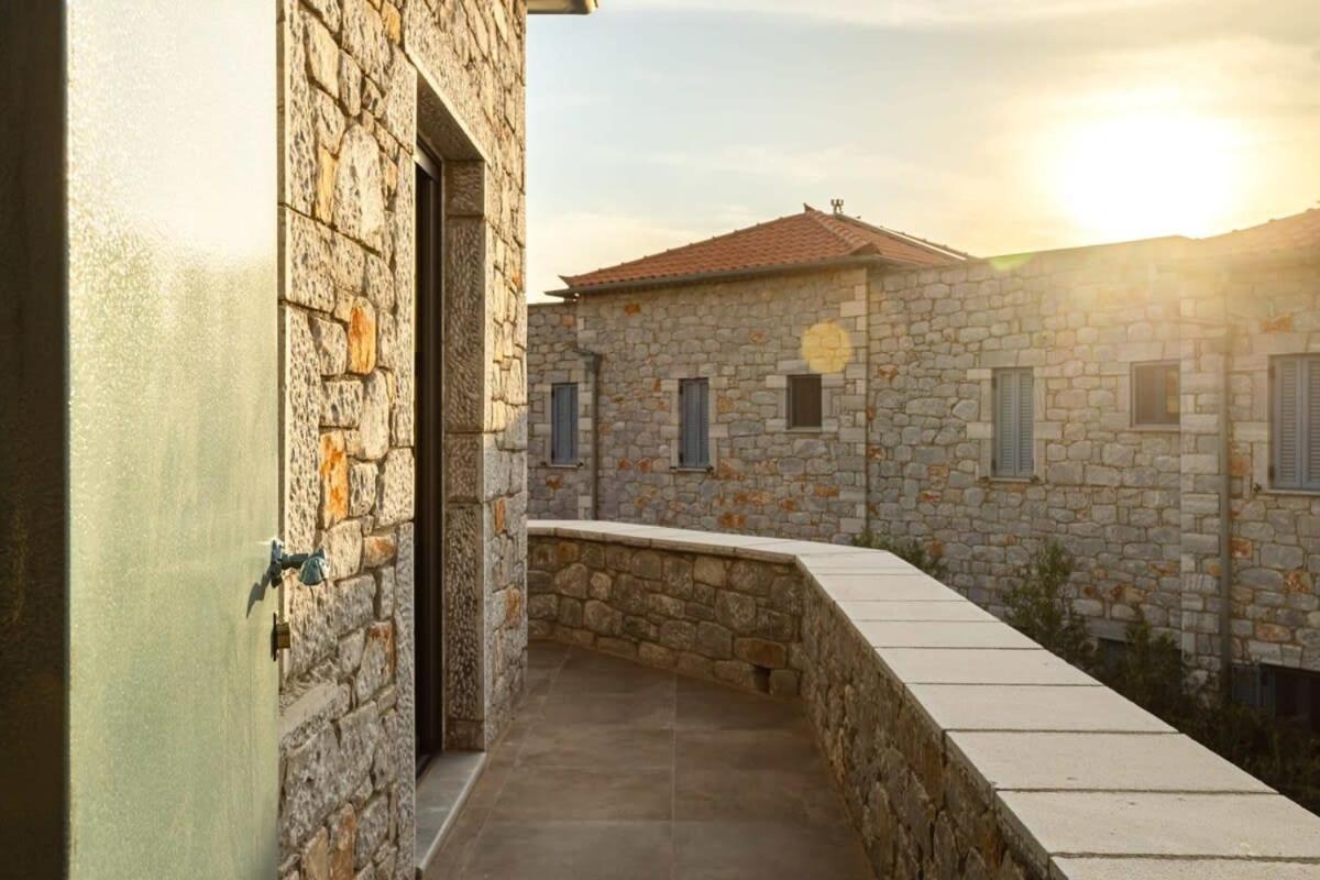 Mani Stone Built Home A Breath Away To The Sea Stoúpa Exterior photo