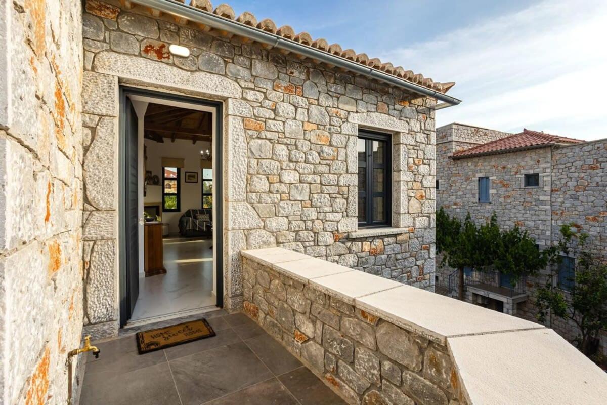 Mani Stone Built Home A Breath Away To The Sea Stoúpa Exterior photo